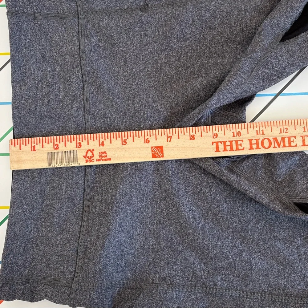 Lululemon Pace Rival Crop Leggings
Size 8 Heathered Grey in EUC athleisure - Picture 15 of 15